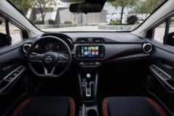 Nissan Versa: Sense lleno