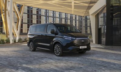 Ford e-Tourneo Custom Titanium: Exterior