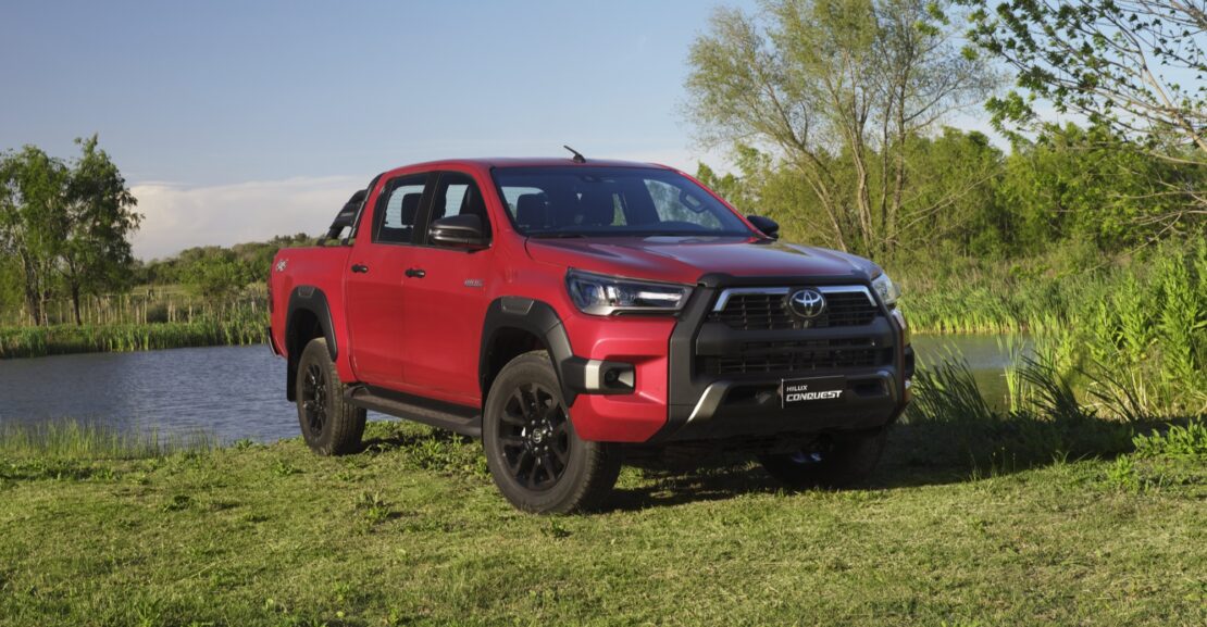 Toyota HIlux Conquest: Exterior