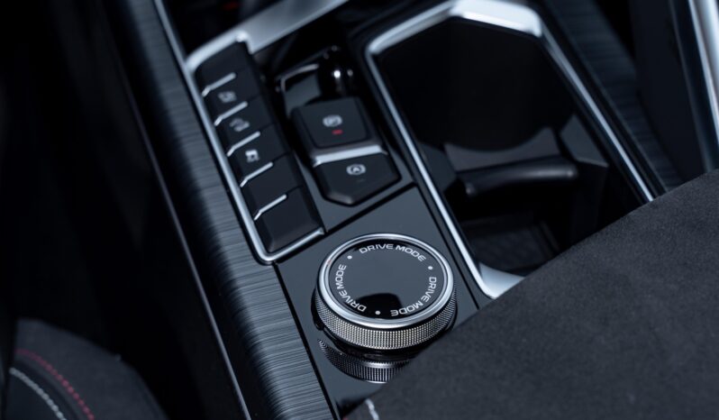 Geely Tugella GF Sport lleno