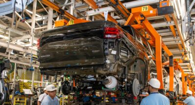 Chevrolet Montana en la línea de ensamblaje