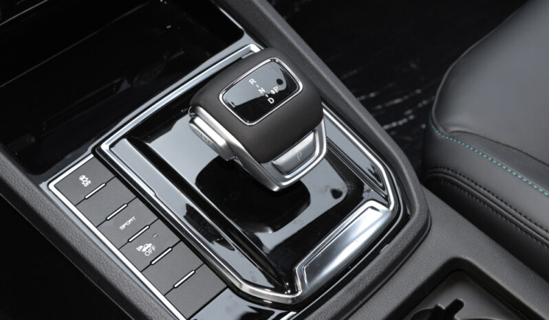 Forthing S60 EV lleno