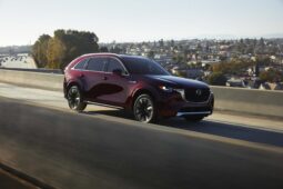 Mazda CX-90: Signature lleno