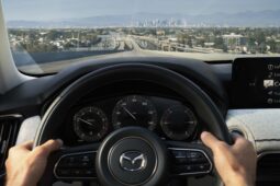Mazda CX-90: Signature lleno