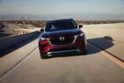 Mazda CX-90: Signature lleno