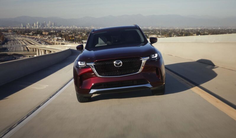 Mazda CX-90: Signature lleno