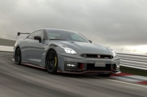 Nissan GT-R 2024: Exterior