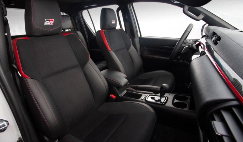 Toyota Hilux: GR-Sport lleno
