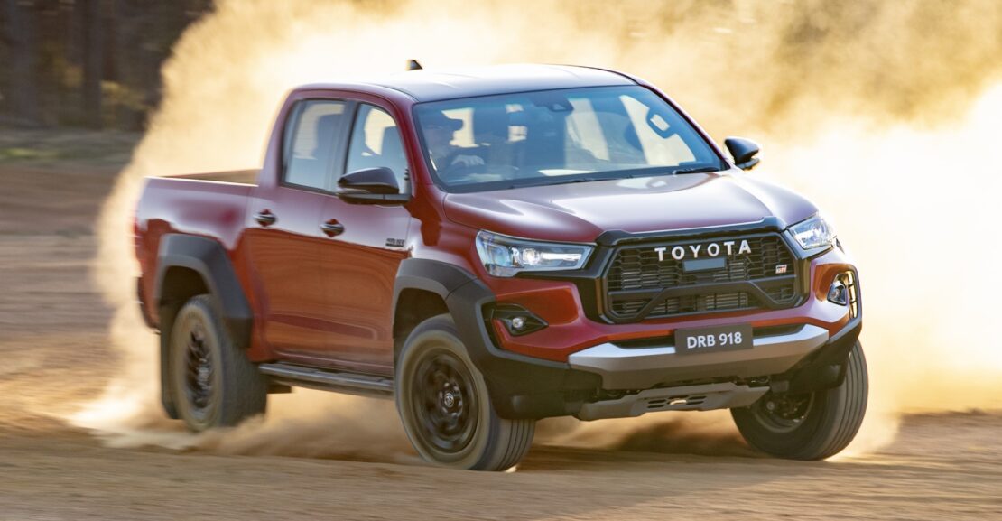 Toyota Hilux GR-Sport 2023: Exterior