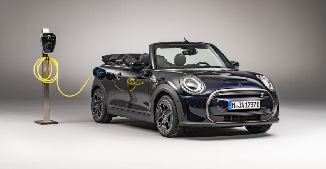 MINI Cooper SE Convertible: Exterior