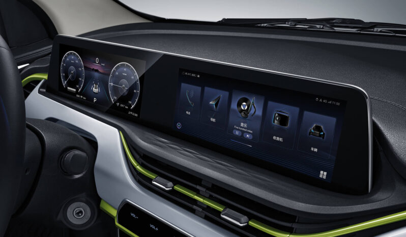 Changan E-Star lleno