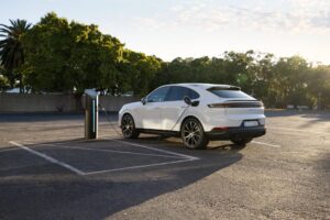 Porsche Cayenne E-Hybrid Coupé: Exterior