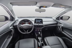 Chevrolet Tracker Midnight: Interior