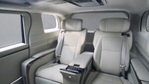 Lexus LM: Interior