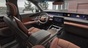 Lincoln Nautilus Black Label Redwood: Interior