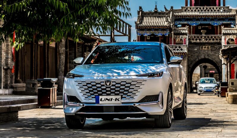 Changan UNI-K lleno