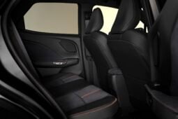 Lexus LBX: Active lleno