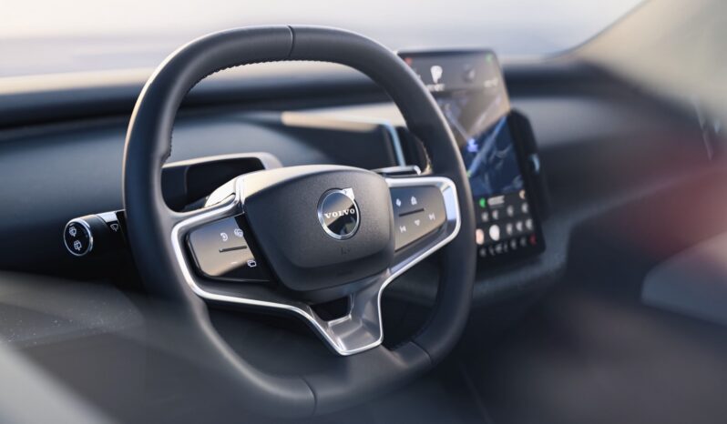 Volvo EX30: Core lleno