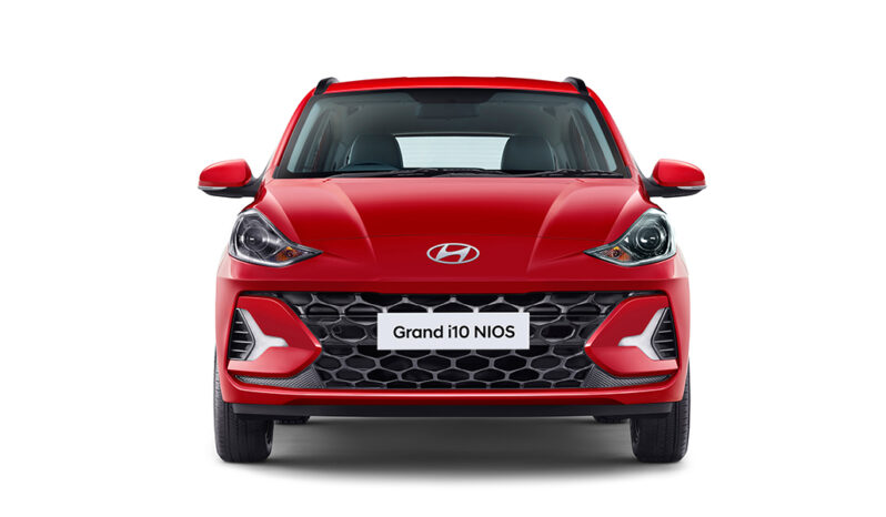Hyundai Grand i10 Hatchback: GL Manual lleno