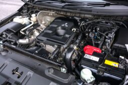 Mitsubishi L200: C/S Base MT lleno