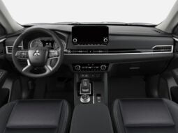 Mitsubishi Outlander: M-Line lleno