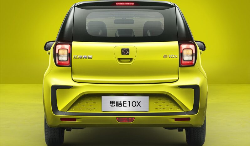 JAC e-JS1 lleno
