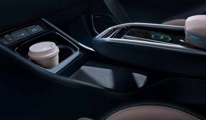 Geely Geometry C lleno