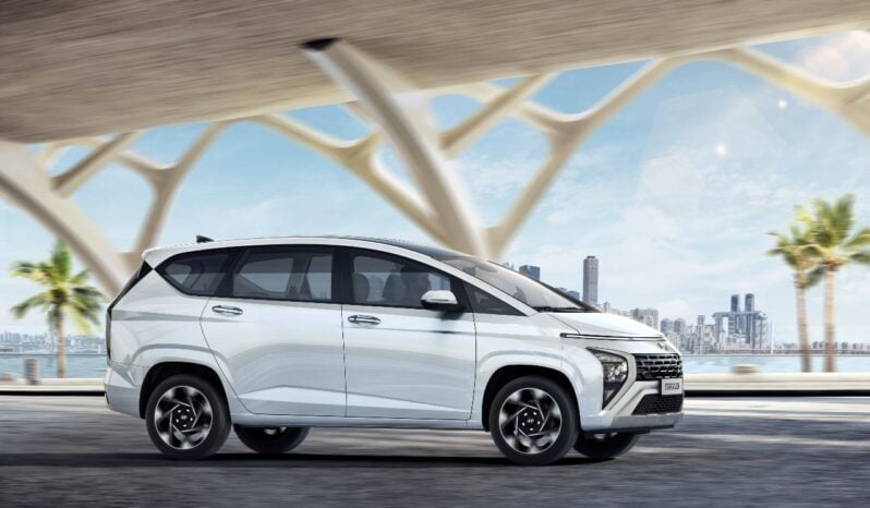 Hyundai Stargazer: GLS lleno