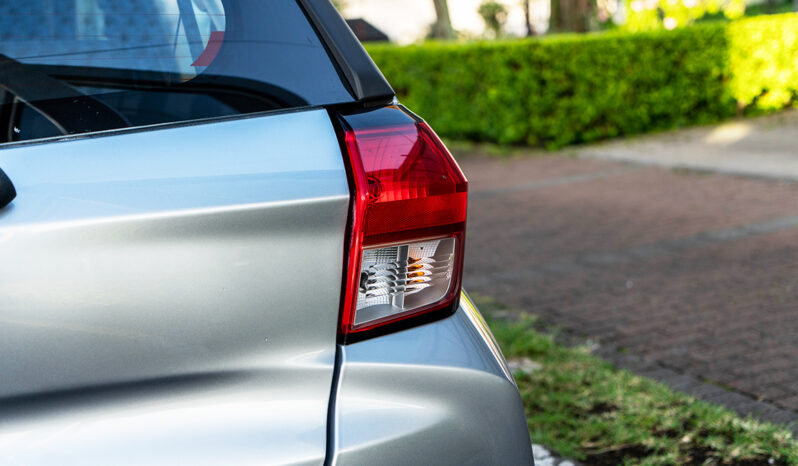Toyota Agya: Base Manual lleno