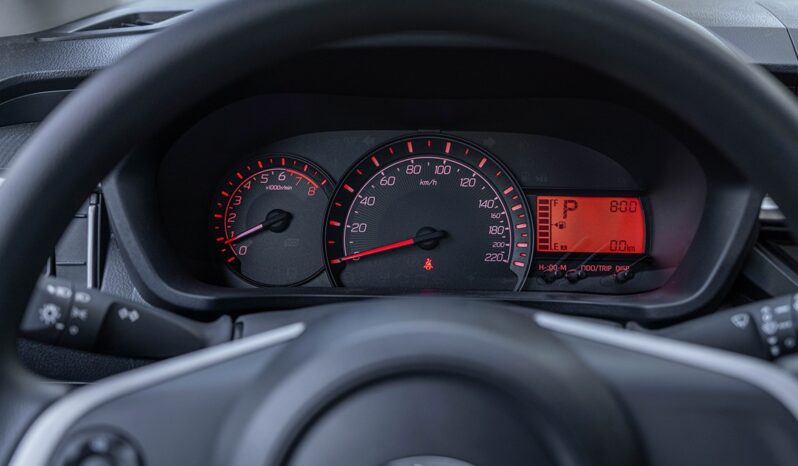Toyota Agya: Base Manual lleno