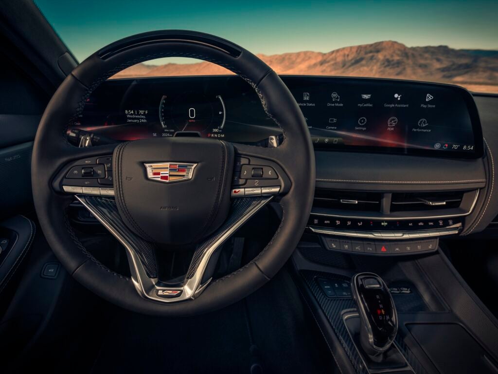 El nuevo Cadillac CT5-V: Interior