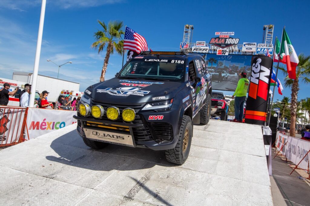 Lexus LX 600 Offroad Team Jaos: Exterior