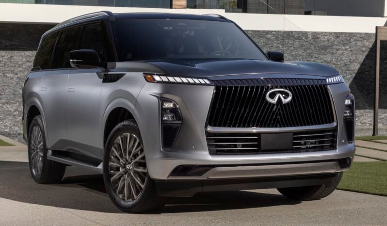Infiniti QX80 lleno
