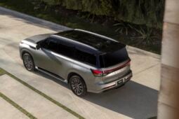 Infiniti QX80 lleno
