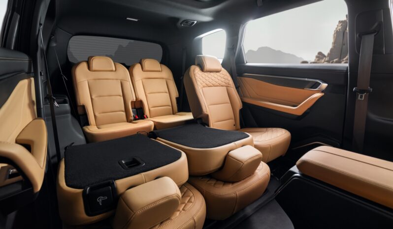 Geely Okavango: Luxury lleno