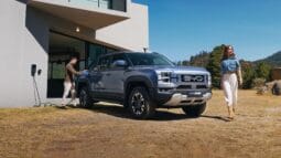 BYD Shark: Pickup híbrida enchufable lleno