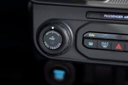 Ford Maverick: Lariat Híbrida lleno