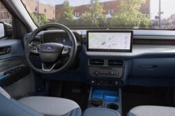 Ford Maverick: Lariat Híbrida lleno