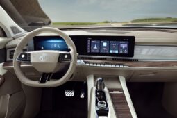 MG RX9: Luxury lleno