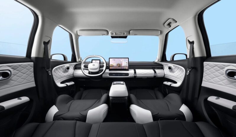 Dongfeng Nammi 01: 330 Air lleno