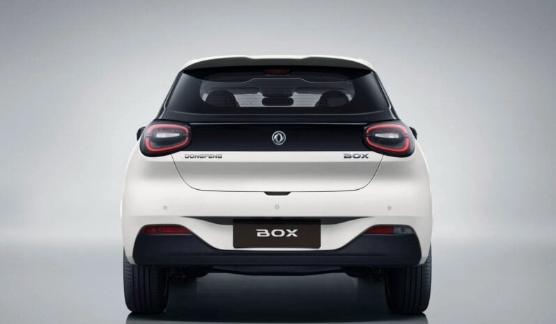 Dongfeng Nammi 01: 330 Air lleno