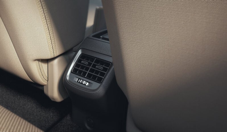 Suzuki Dzire Híbrido: GL MT lleno