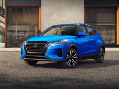 Nuevo Kicks Play: Exterior