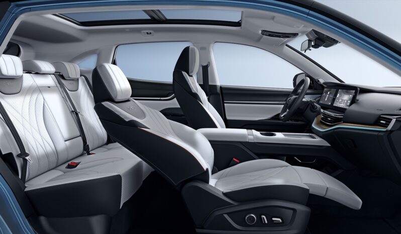 Chery eQ7 lleno