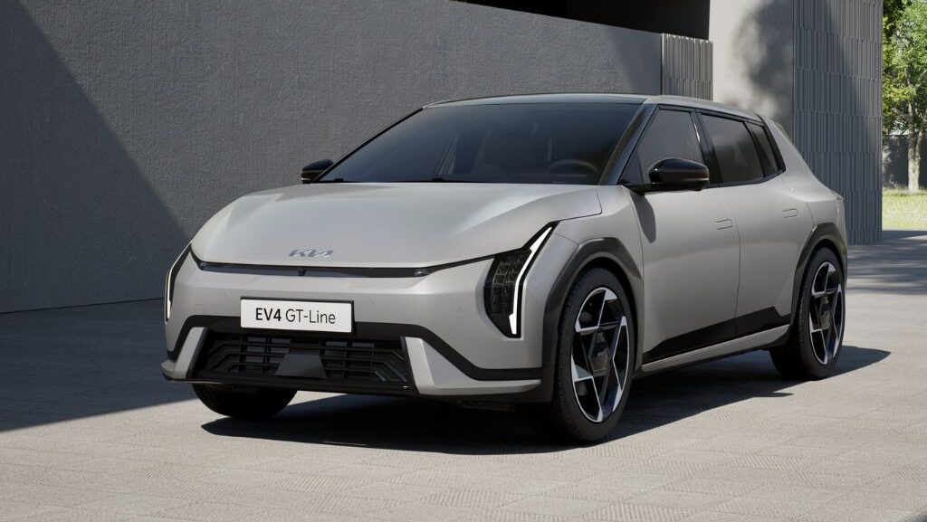 Así es el nuevo Kia EV4 Hatchback GT Line: Exterior