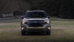 Subaru Forester: Limited lleno