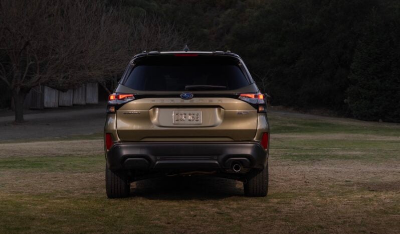 Subaru Forester: Limited lleno