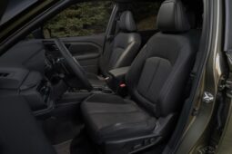 Subaru Forester: Limited lleno