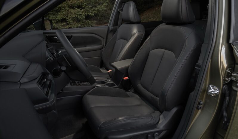 Subaru Forester: Limited lleno