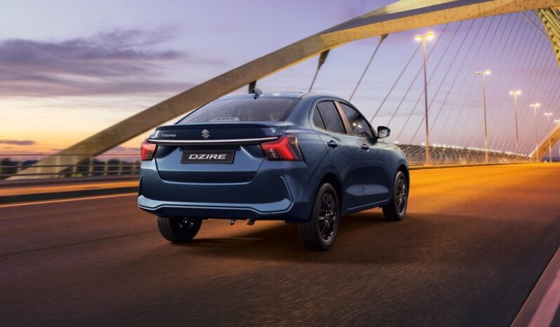 Suzuki Dzire Híbrido: GL MT lleno